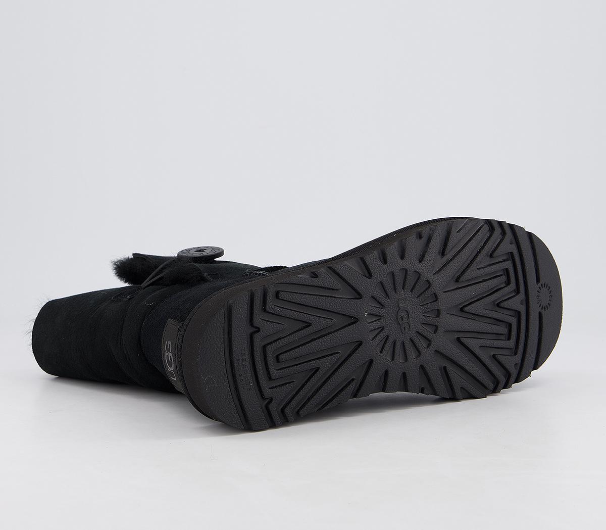UGGBailey Button II BootsBlack Suede