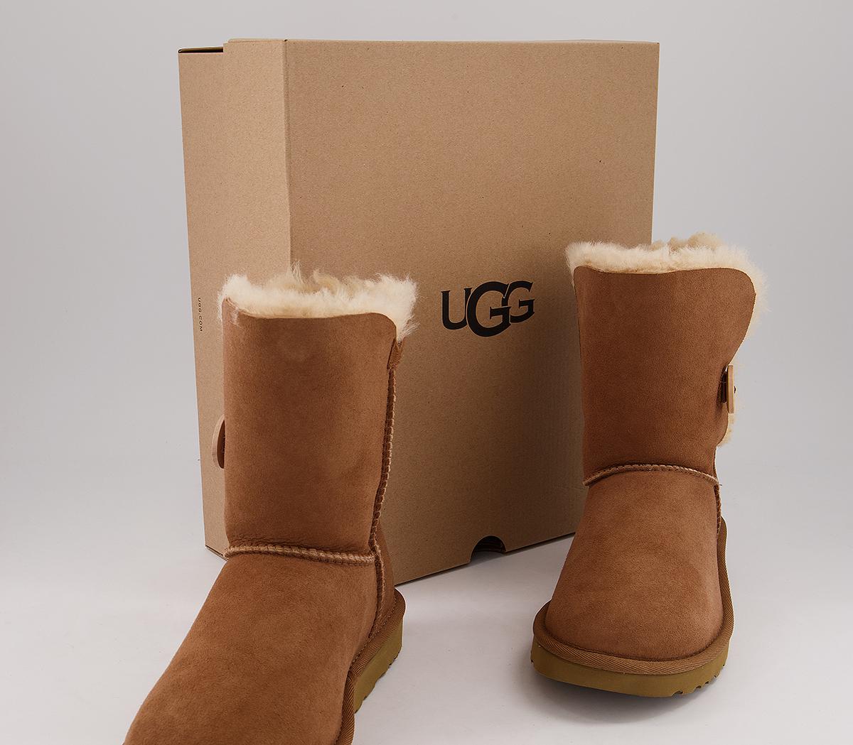 UGG Bailey Button II Boots UGG Bailey Button II Boots Chestnut Suede