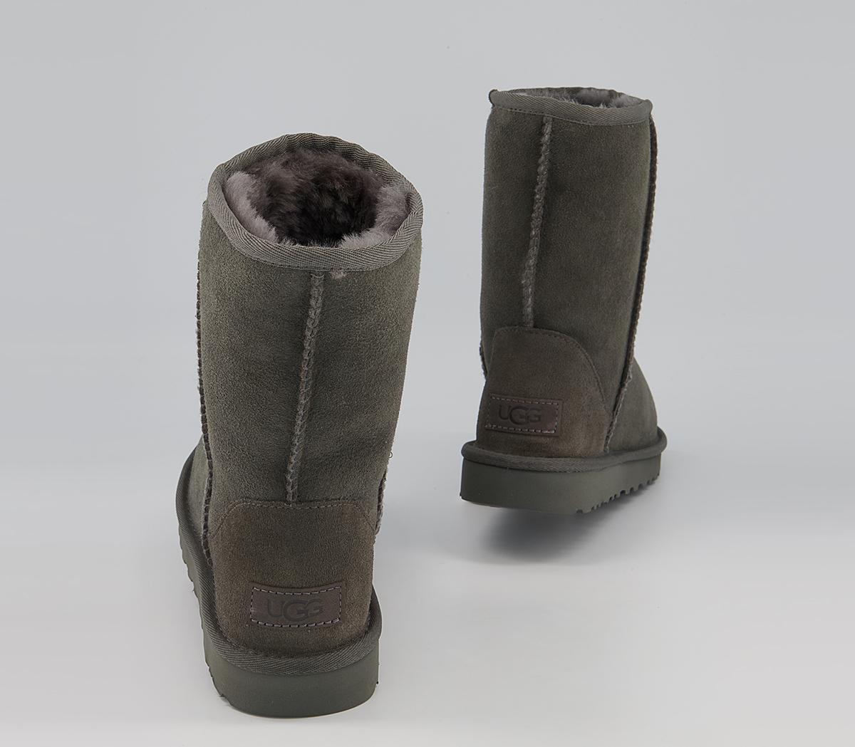UGG Classic Short II Boots UGG Classic Short II Boots Grey