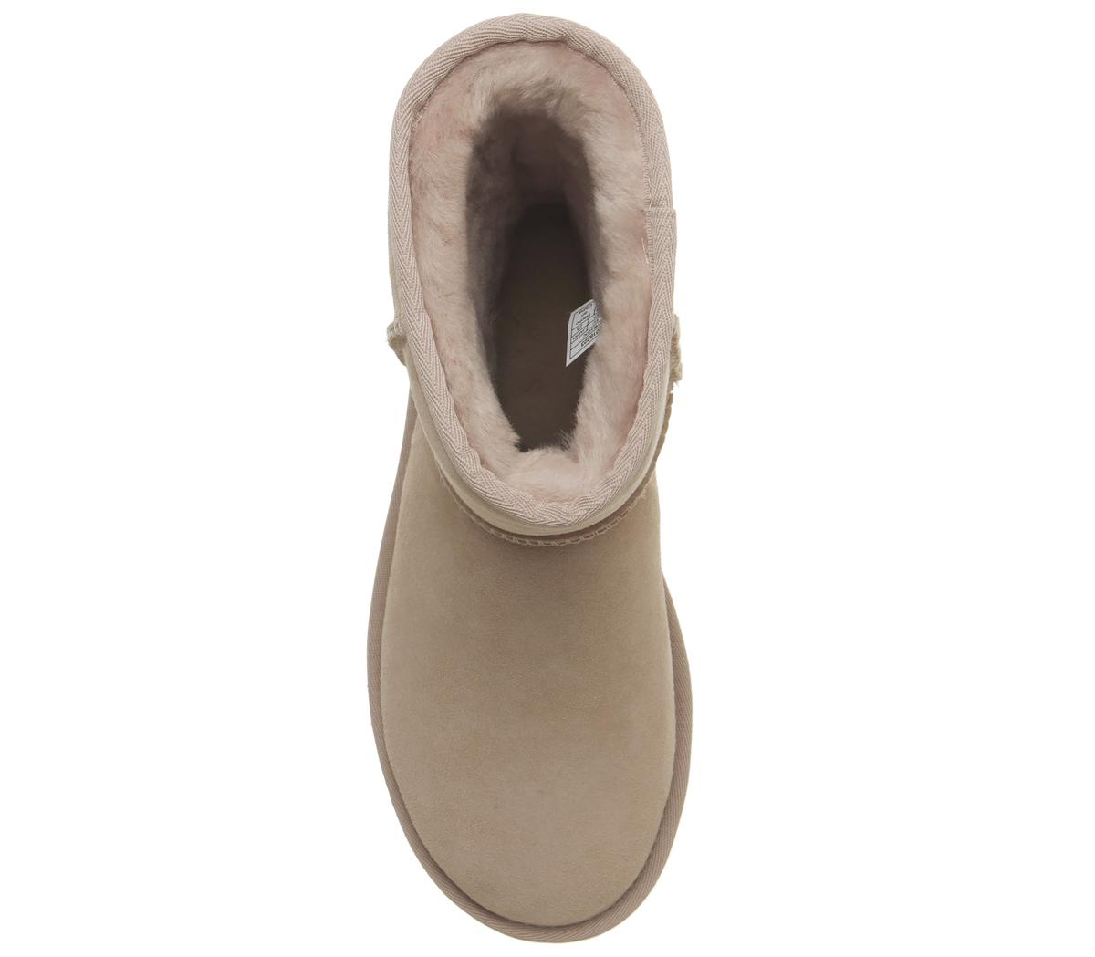 UGGClassic Short Ii BootAmberlight