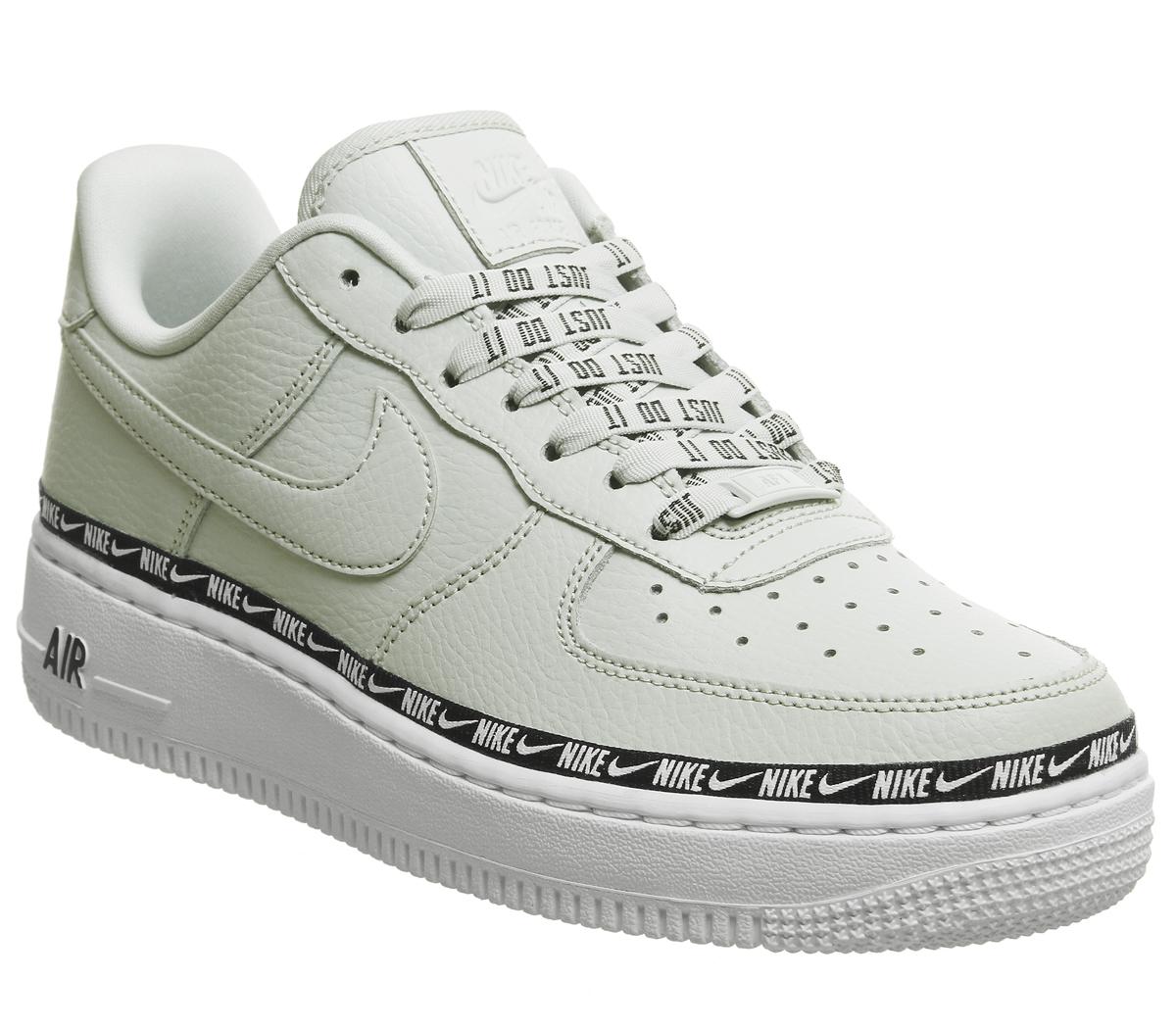 NikeAir Force 1 07 TrainersLight Silver Black White F