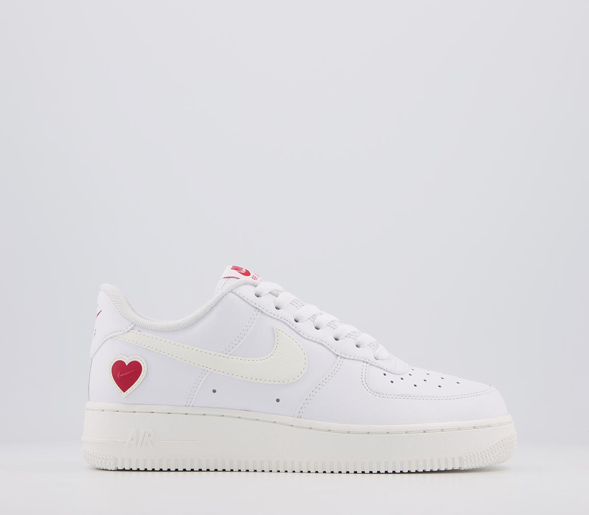 Nike air force 1 07 trainers white hotsell university red