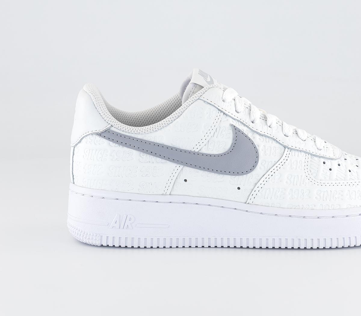 NikeAir Force 1 07 Trainers Summit White Metallic Silver White Sail Wolf Grey