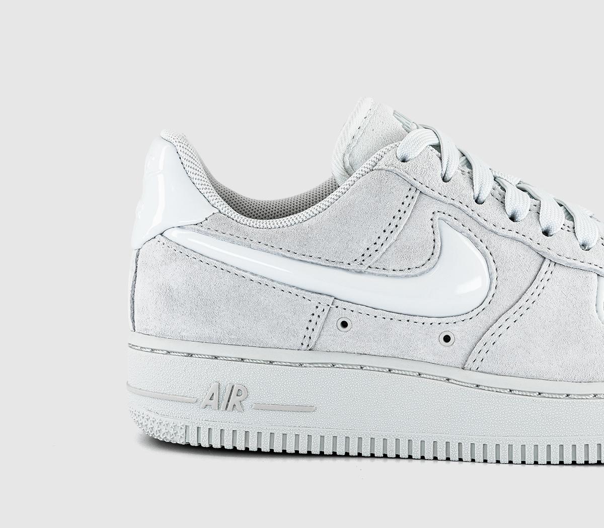 NikeAir Force 1 07 TrainersOff White Off White Light Smoke Grey