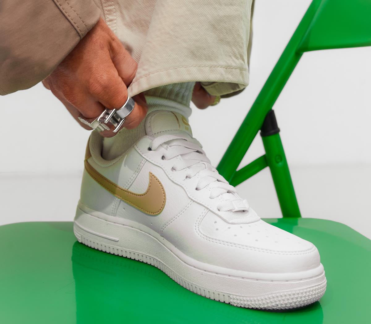 NikeAir Force 1 07 TrainersWhite Linen White