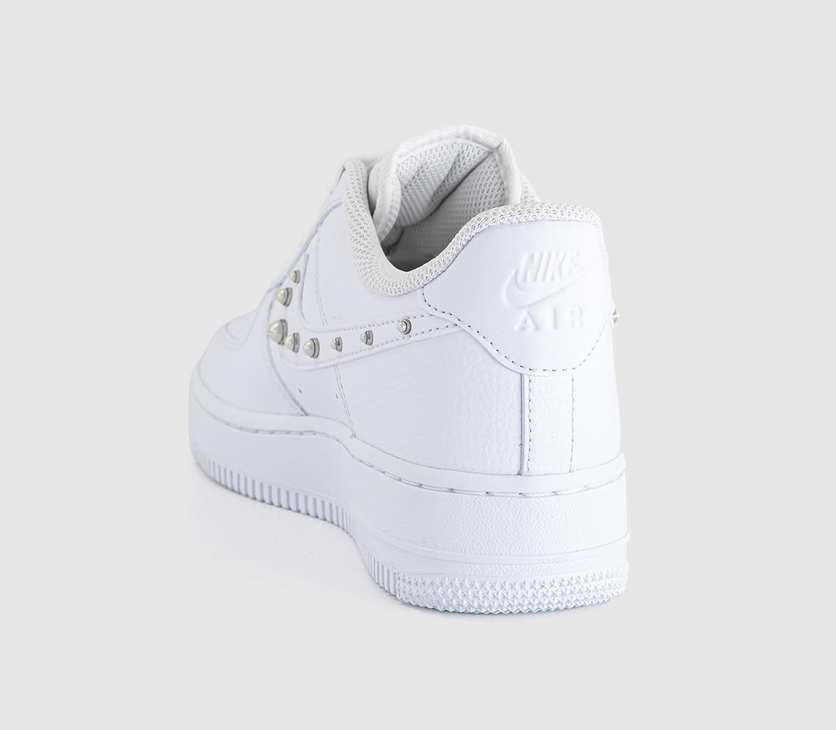 NikeAir Force 1 07 TrainersWhite White White Metallic Silver