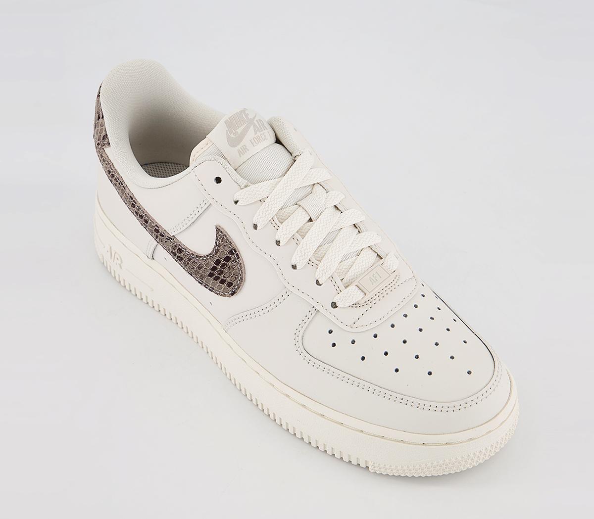 NikeAir Force 1 07 Trainers NikeAir Force 1 07 TrainersPhantom Iron Ore