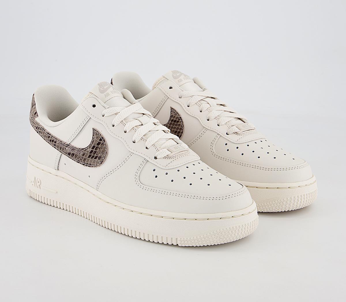 NikeAir Force 1 07 Trainers NikeAir Force 1 07 TrainersPhantom Iron Ore