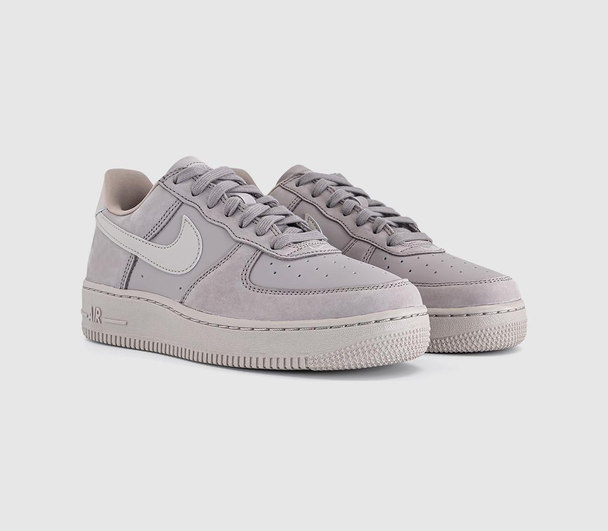 NikeAir Force 1 07 TrainersPumice Moon Particle