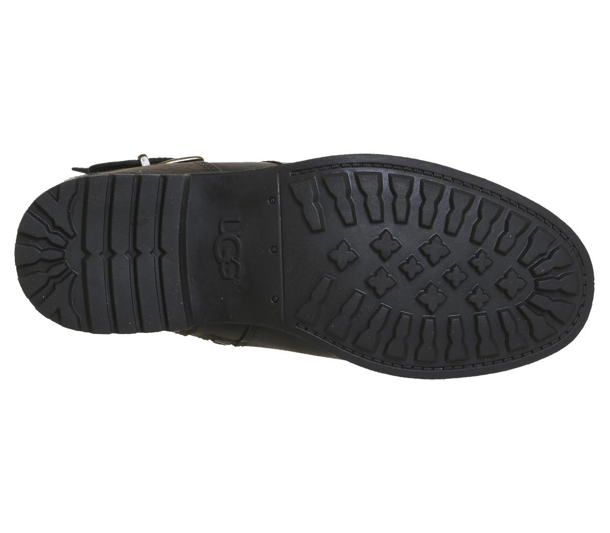 UGGWilcox Mid BootStout Leather