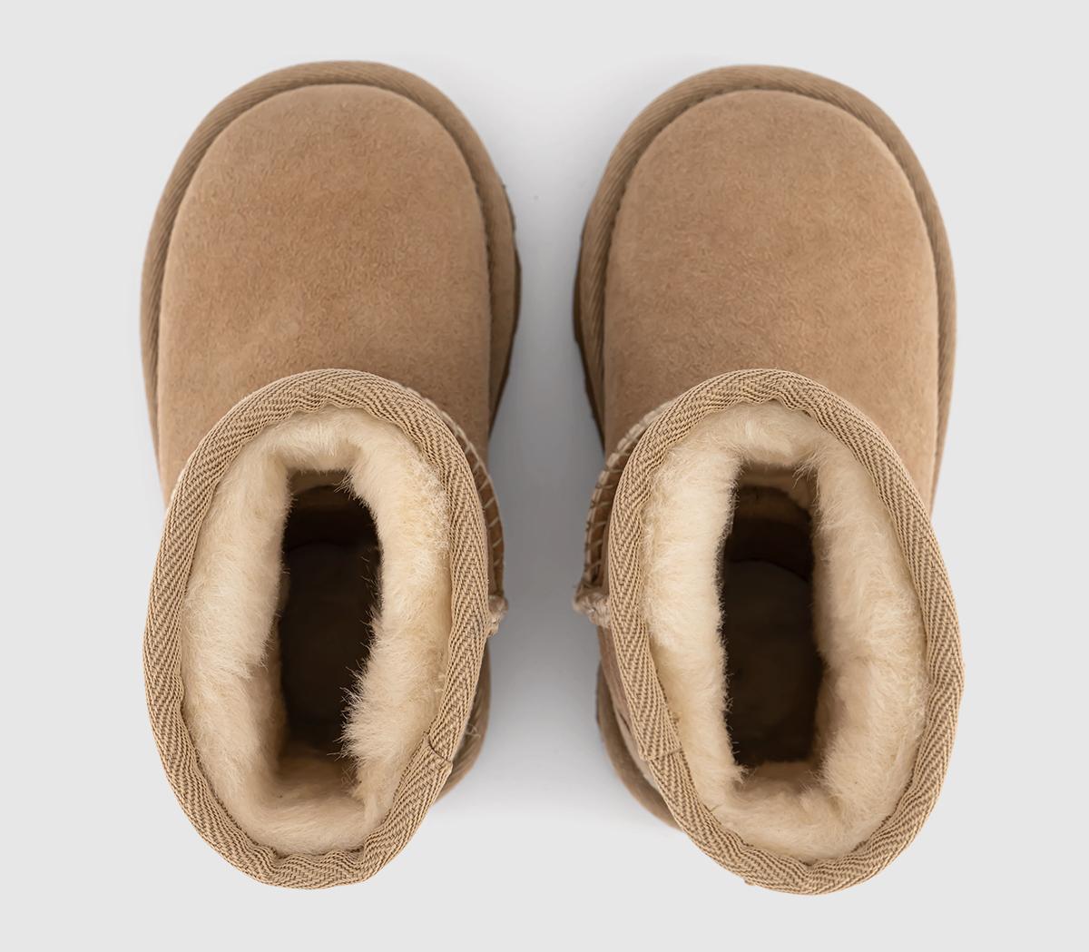 UGG Classic II Boots Infant UGG Classic II Boots Infant Sand