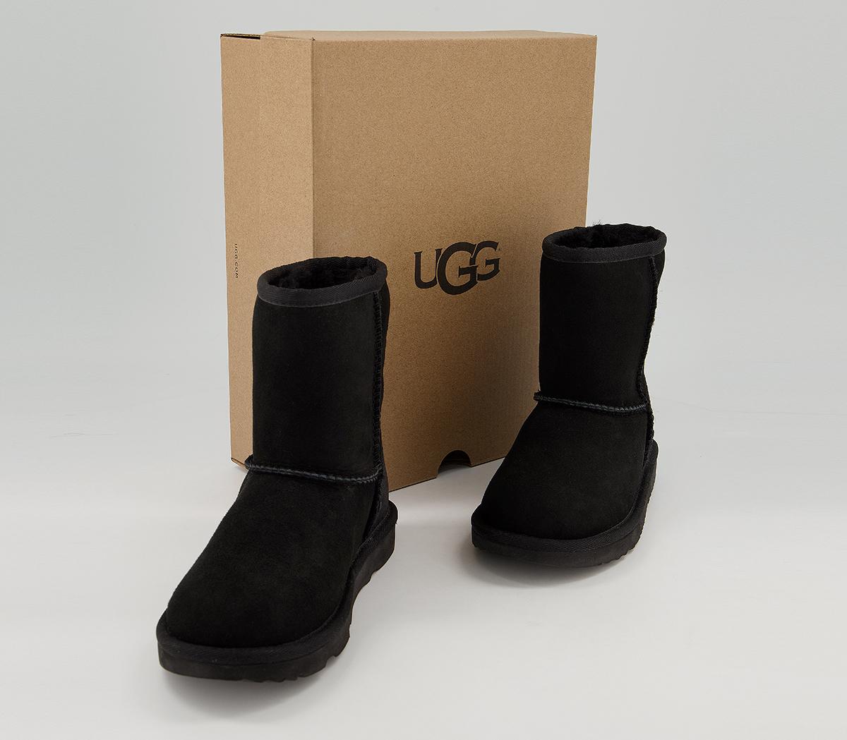 UGGClassic II Youth BootsBlack