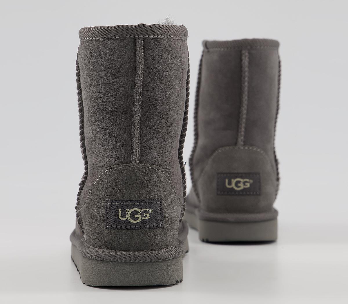 UGG Classic II Kids Boots UGG Classic II Kids Boots Grey