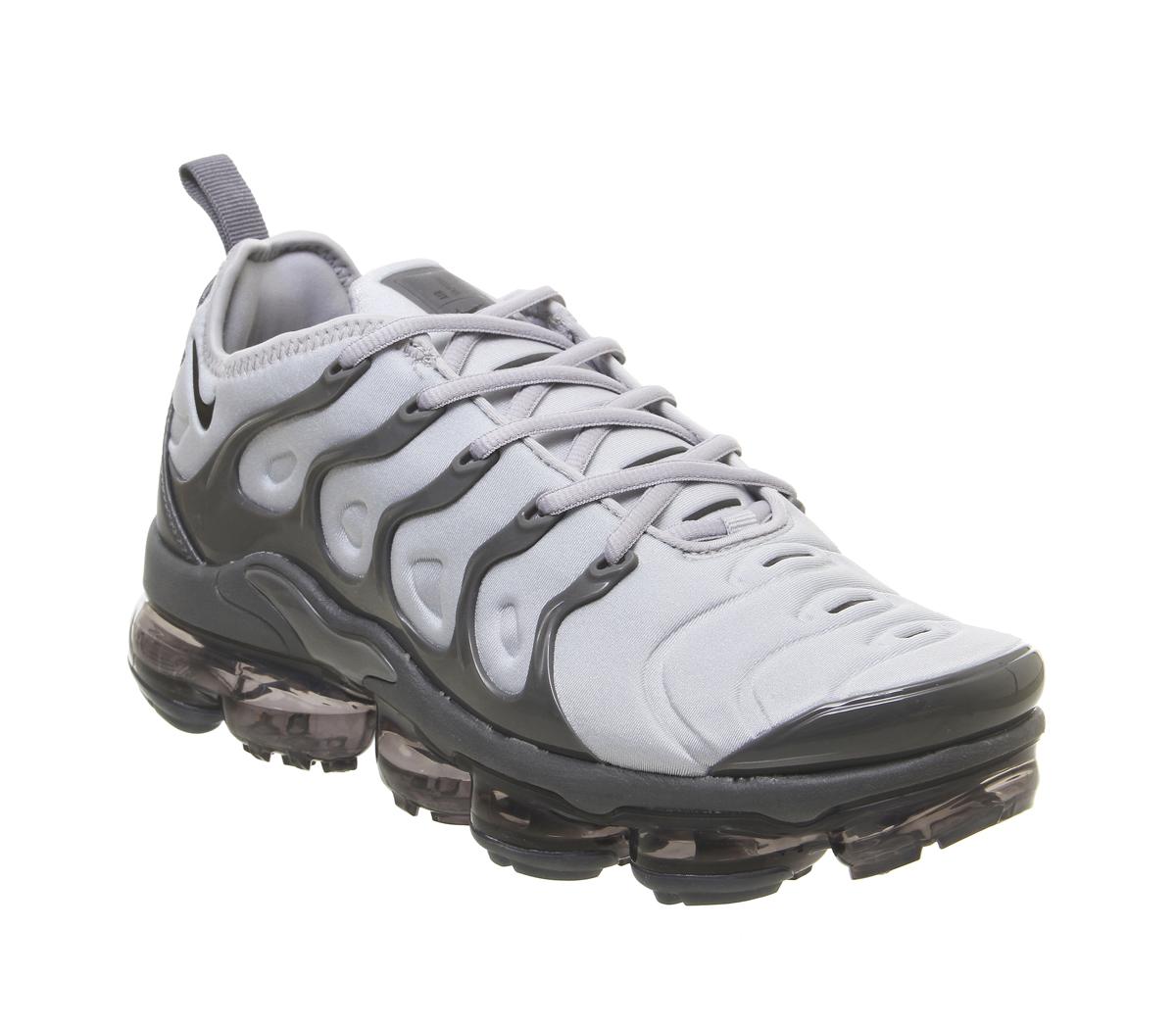 Nike Air Vapormax Plus Trainers Wolf Grey Black Grey - Men's Trainers