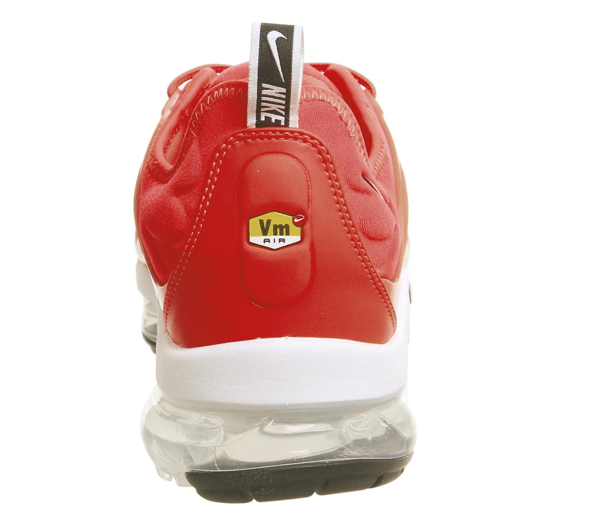 vapormax red swoosh