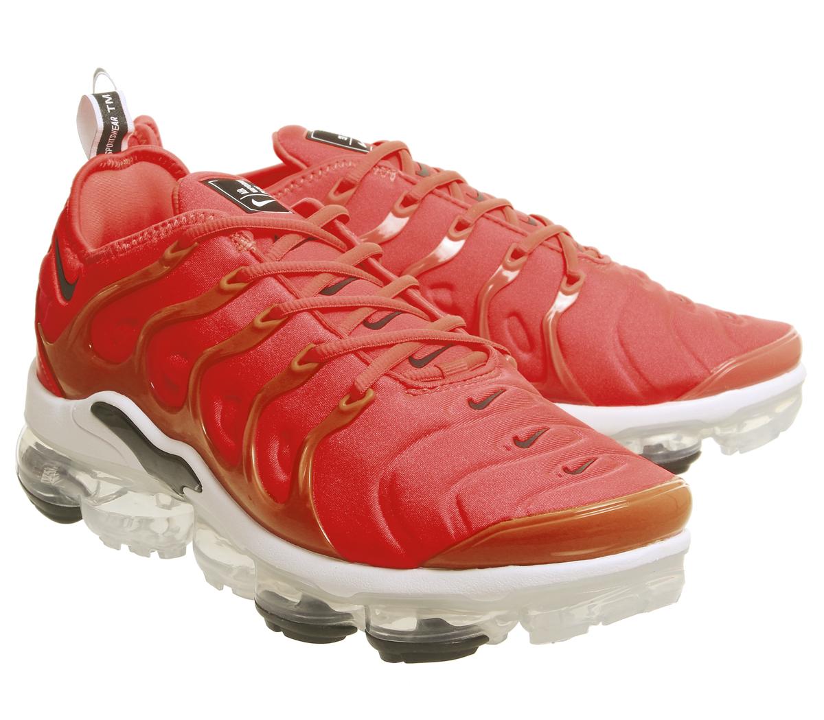 NikeAir Vapormax PlusBright Crimson Black White