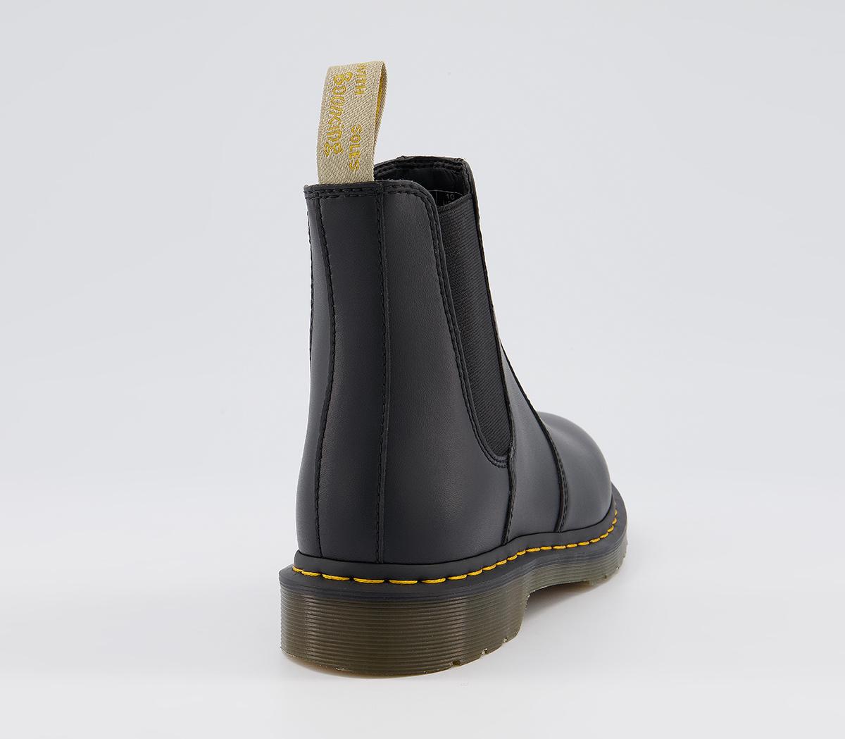 Dr. MartensVegan 2976 Chelsea Boots M Dr. MartensVegan 2976 Chelsea Boots MBlack Pu