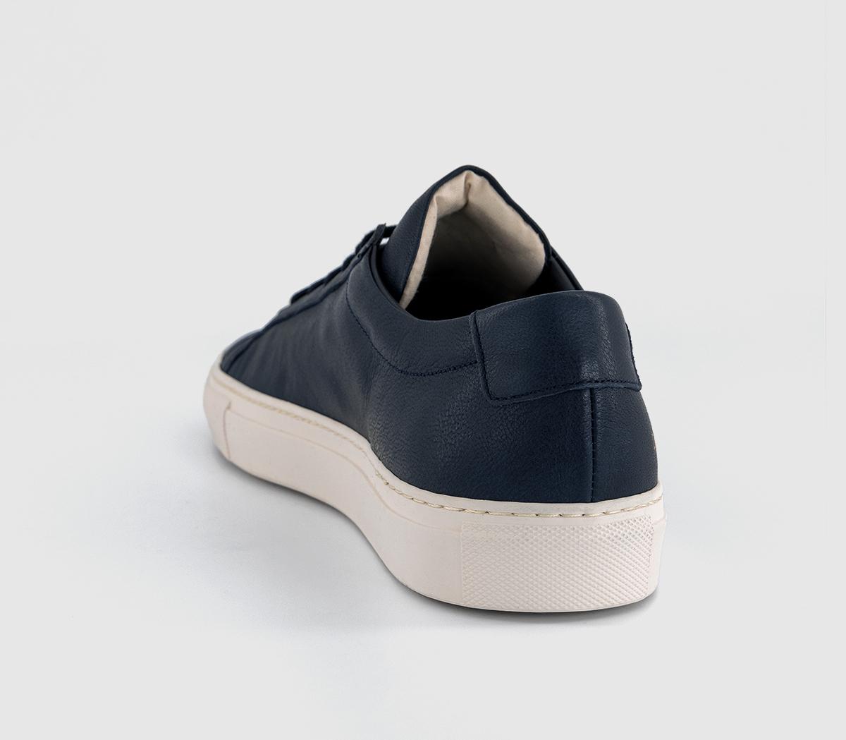 Common ProjectsAchilles Low TrainersNavy White