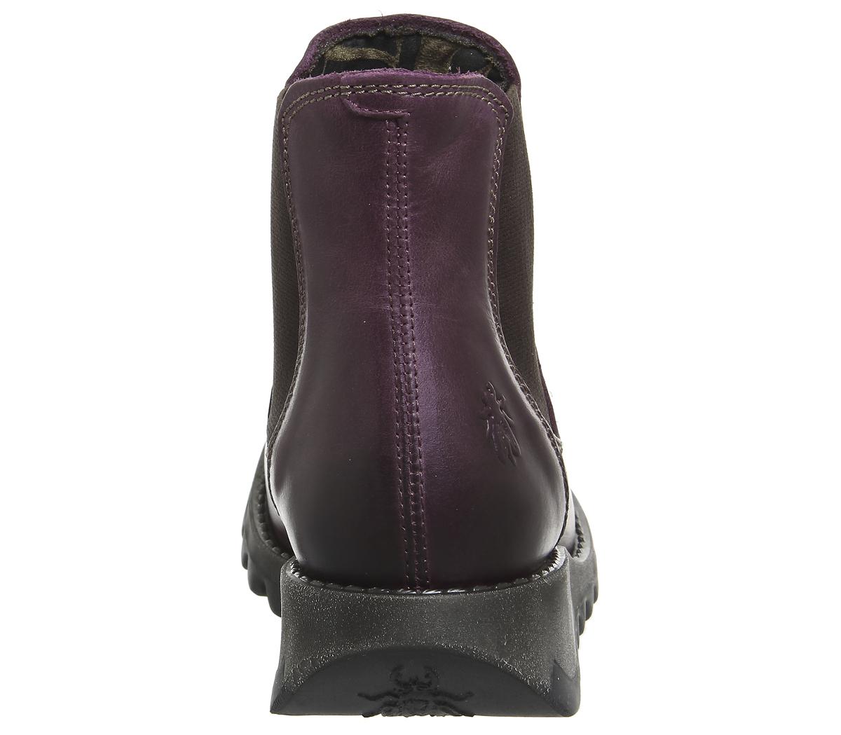 fly salv chelsea boots