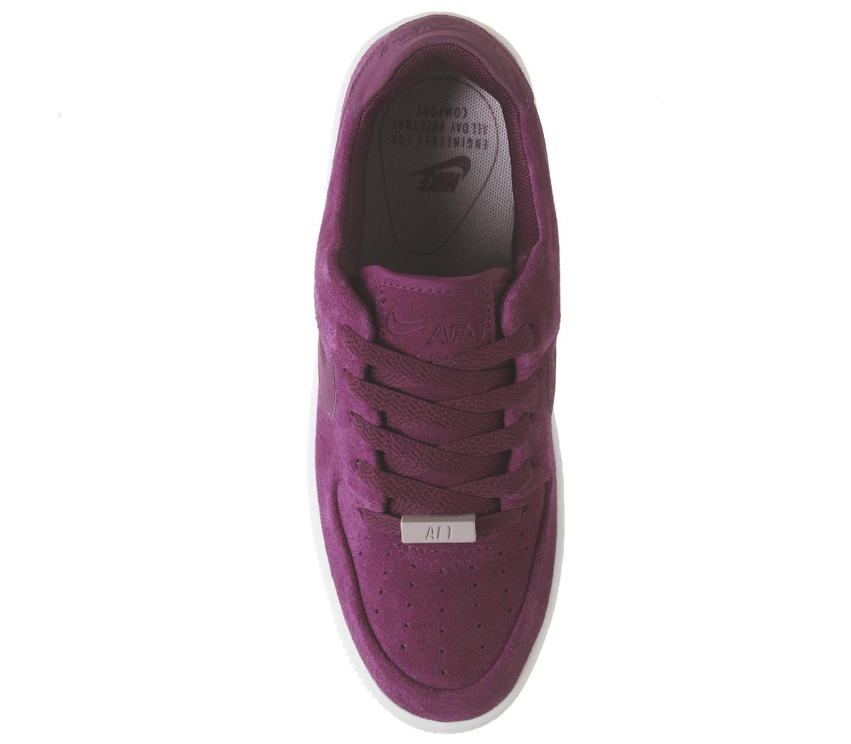 NikeAir Force 1 SageTrue Berry Plum Chalk