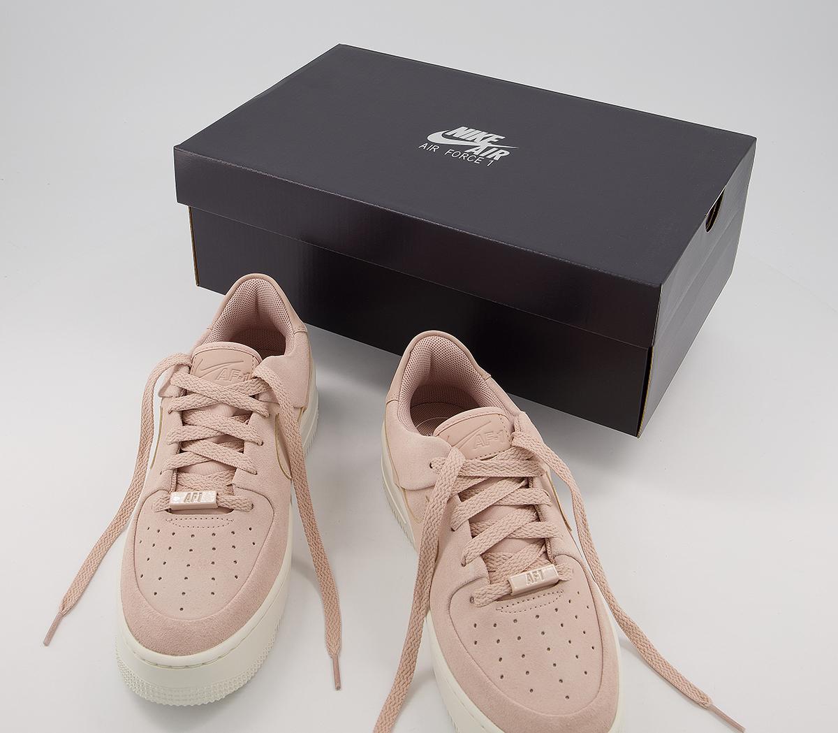 NikeAir Force 1 Sage Trainers NikeAir Force 1 Sage TrainersParticle Beige Phantom