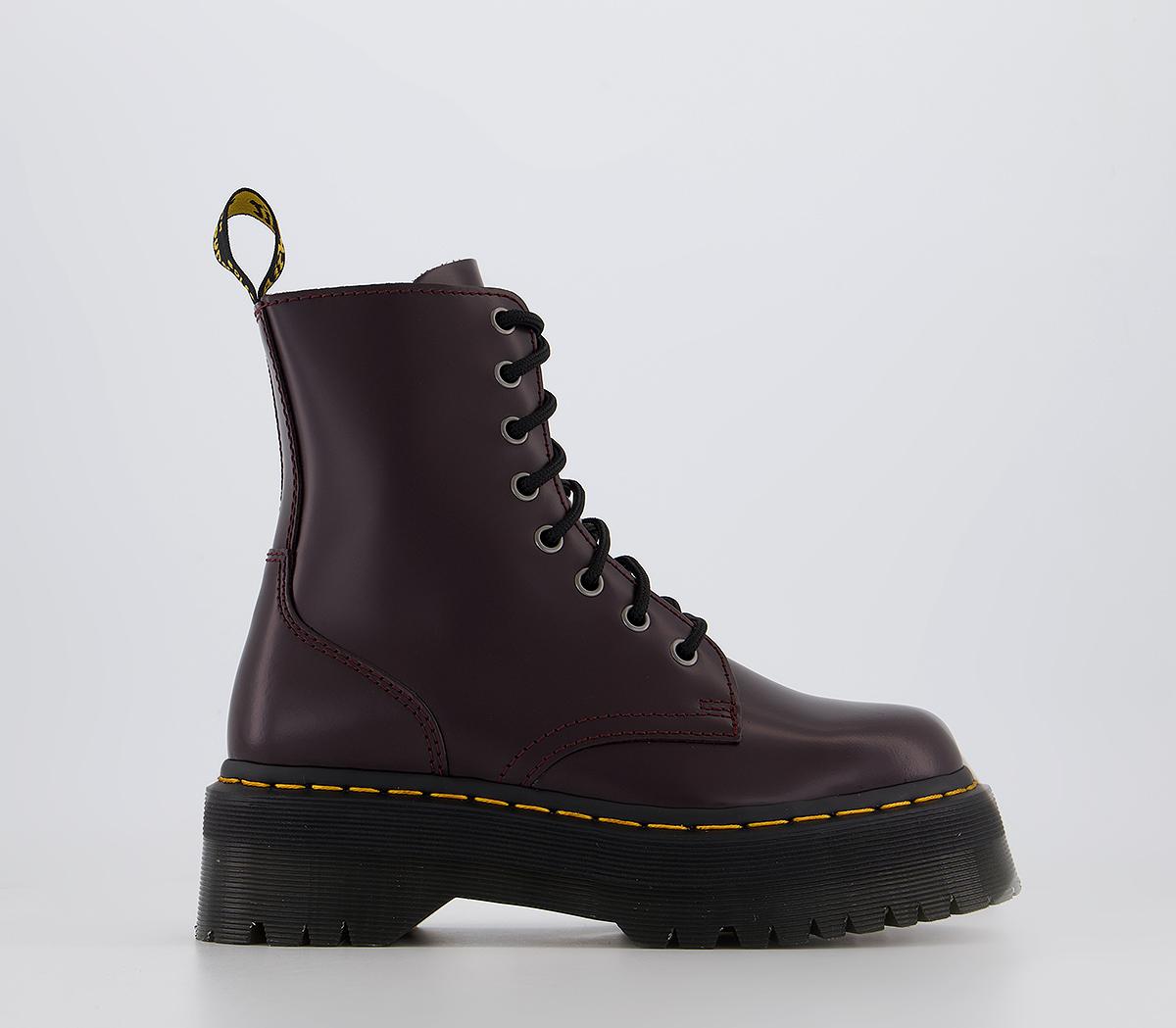 Dr martens hot sale boots maroon