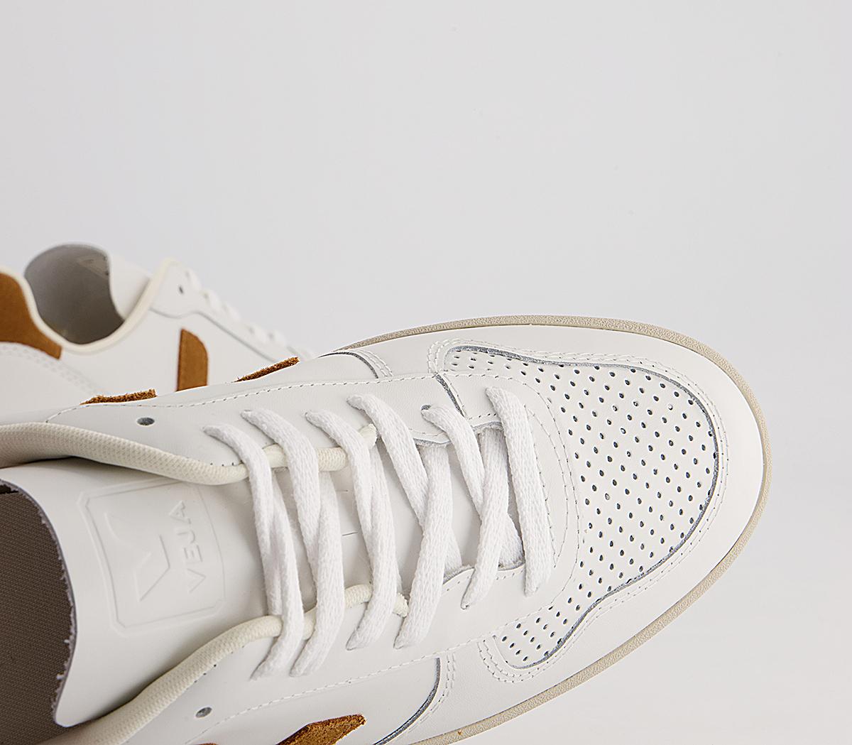 VEJA V-10 Trainers VEJA V-10 Trainers Extra White Camel