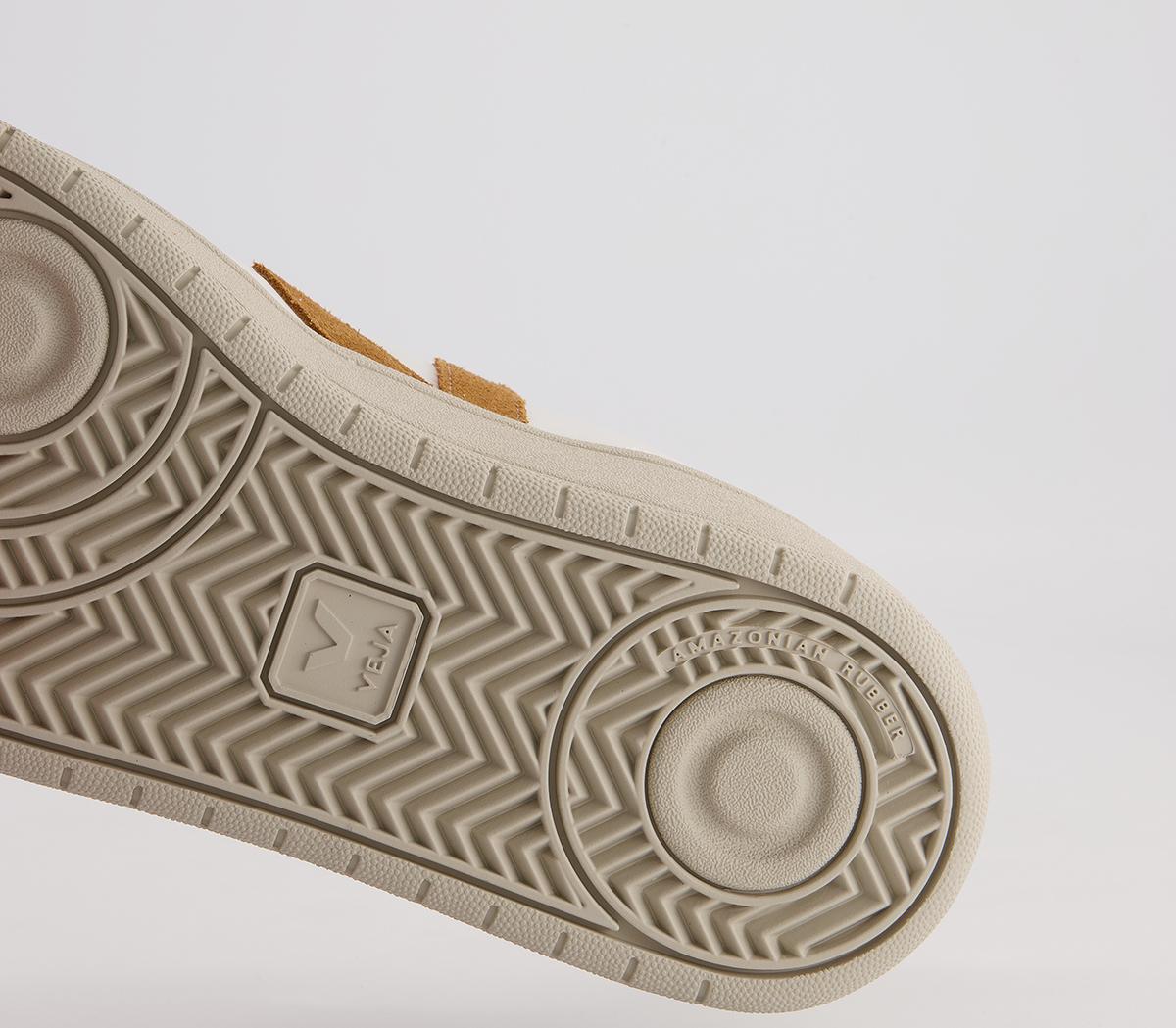 VEJA V-10 Trainers VEJA V-10 Trainers Extra White Camel