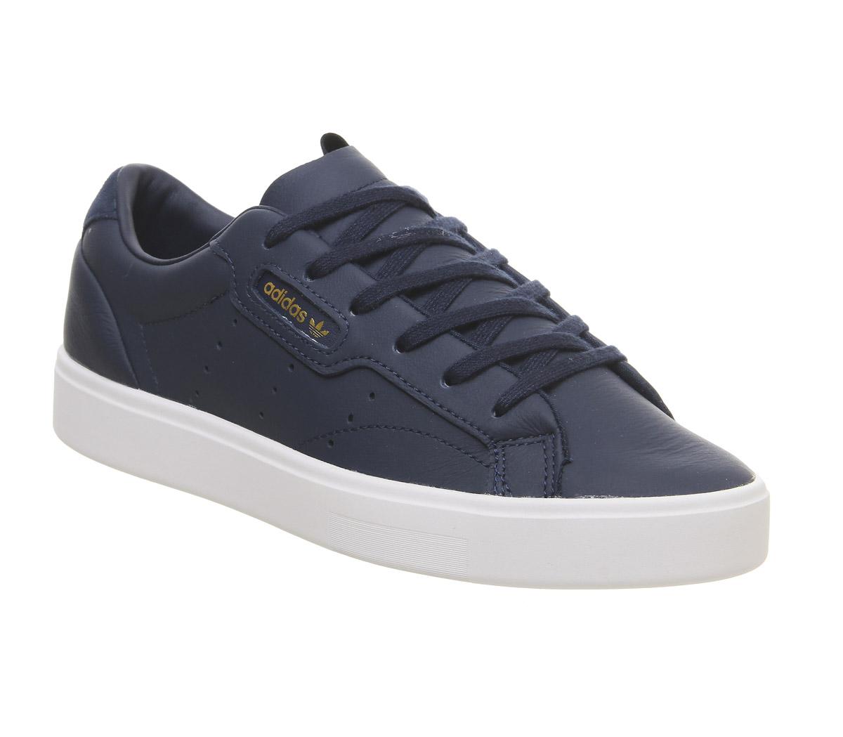 Navy on sale adidas runners