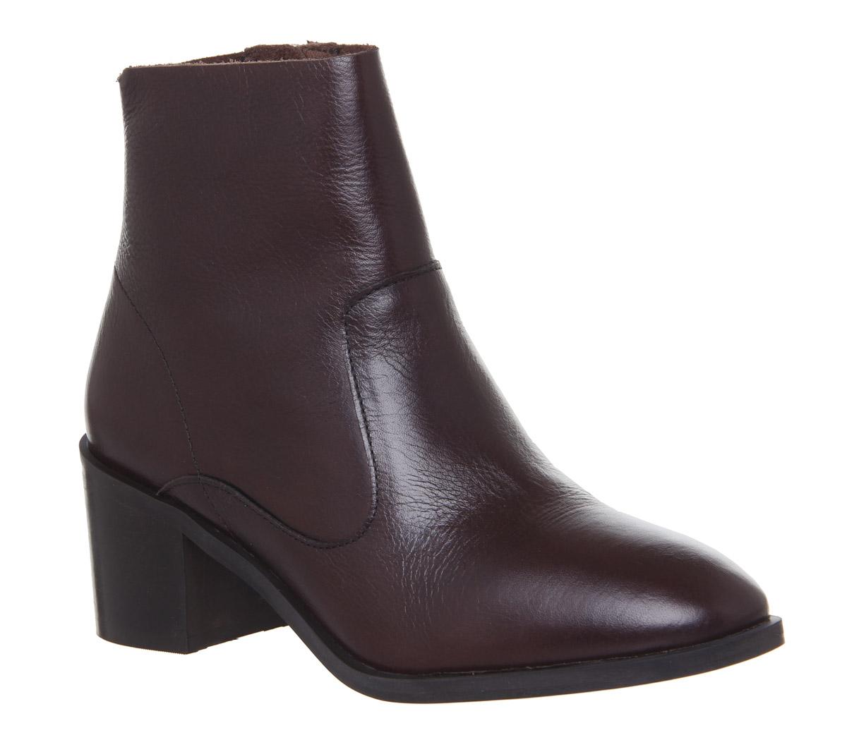 OFFICEAlford- Unlined Block Heel BootBrown Leather