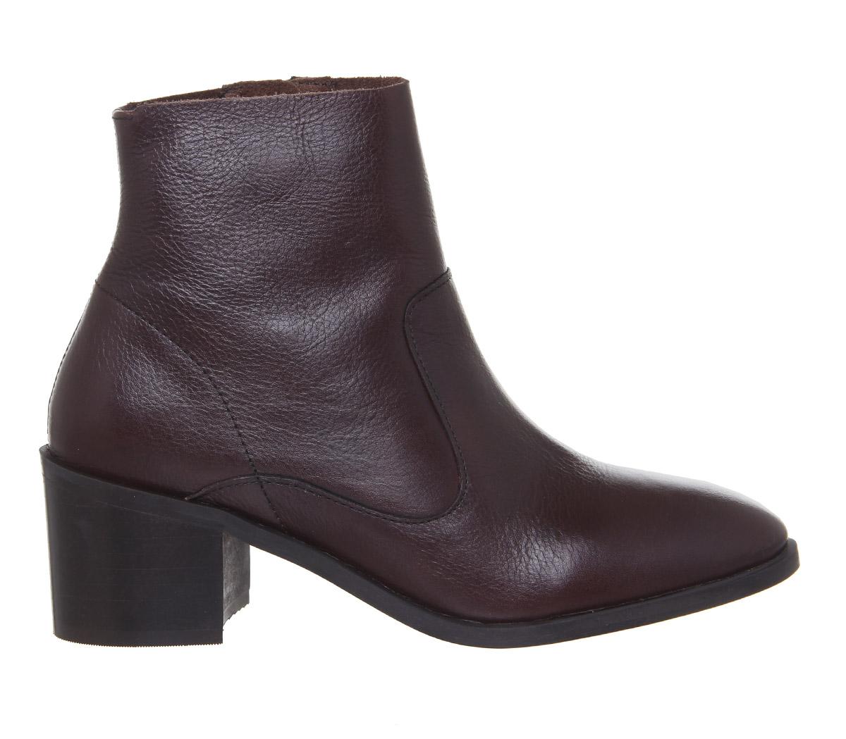 OFFICEAlford- Unlined Block Heel BootBrown Leather