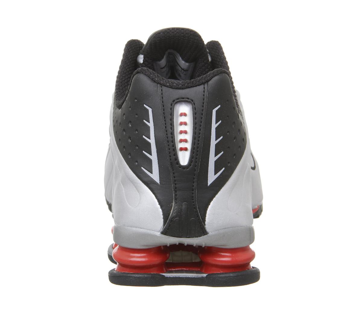NikeNike Shox R4Black Metallic Silver Max Orange