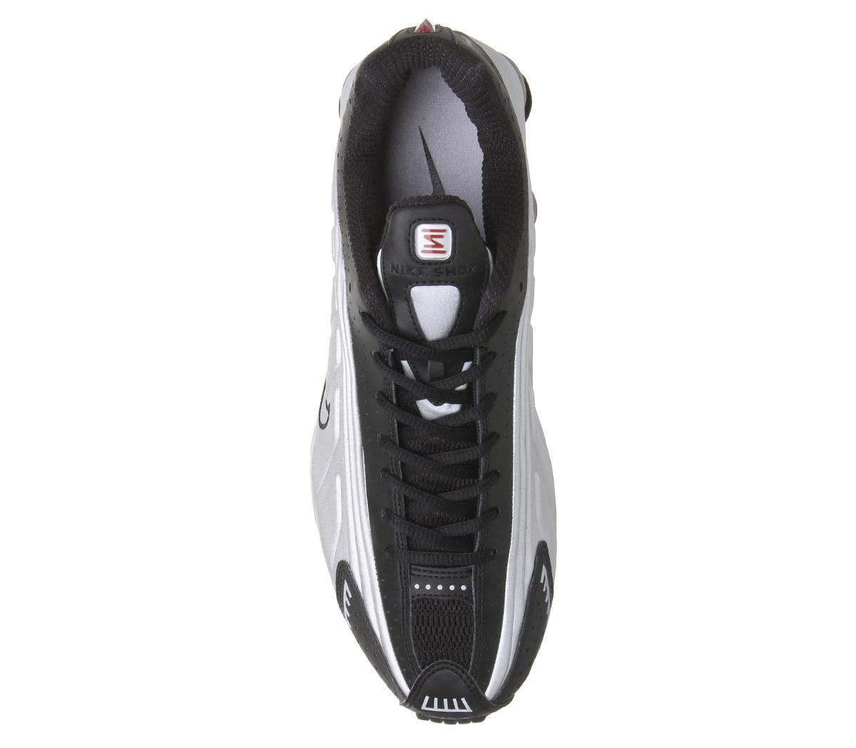 NikeNike Shox R4Black Metallic Silver Max Orange