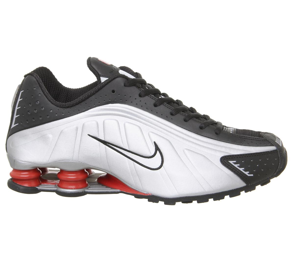 NikeNike Shox R4Black Metallic Silver Max Orange