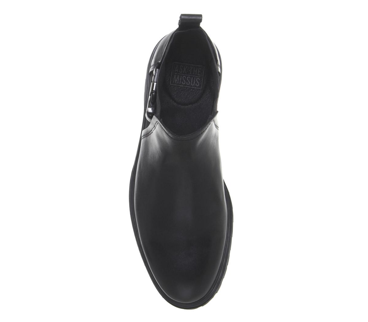 Ask the MissusIdeal Buckle BootBlack Leather