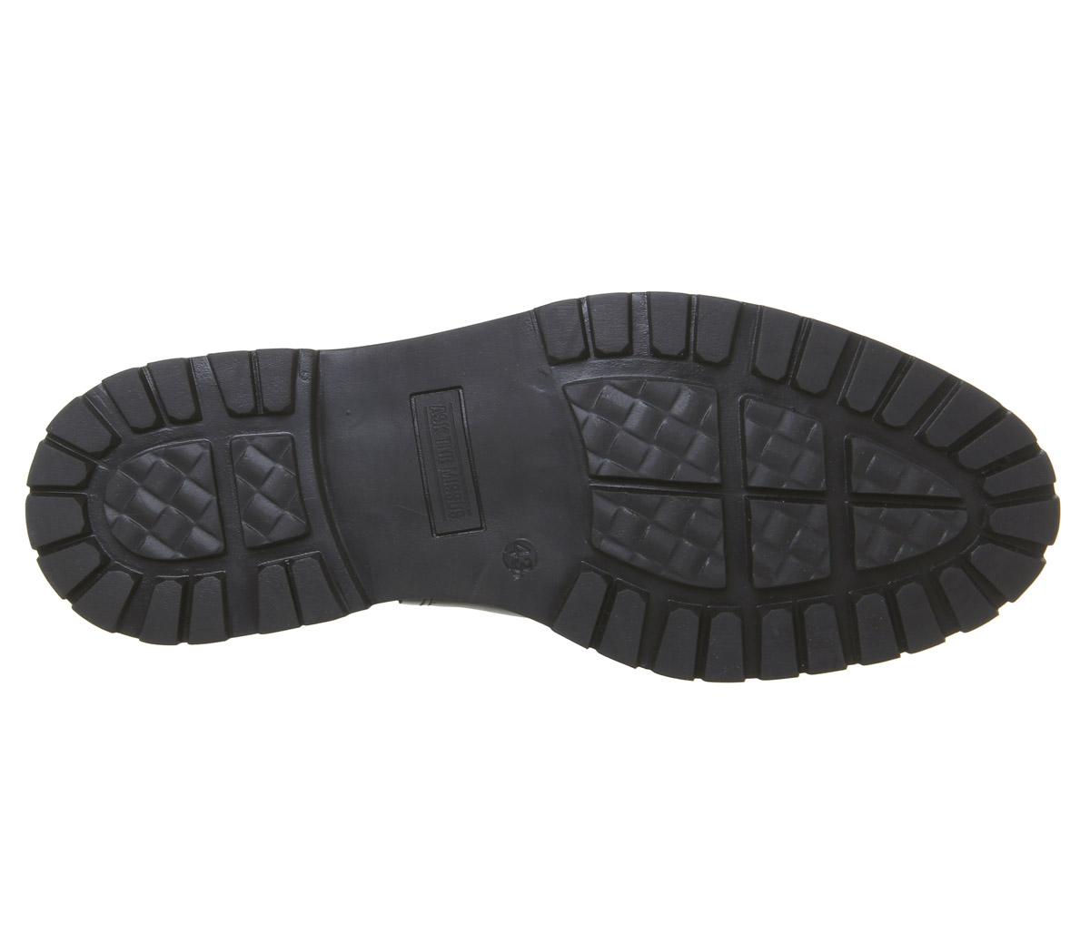 Ask the MissusIdeal Buckle BootBlack Leather