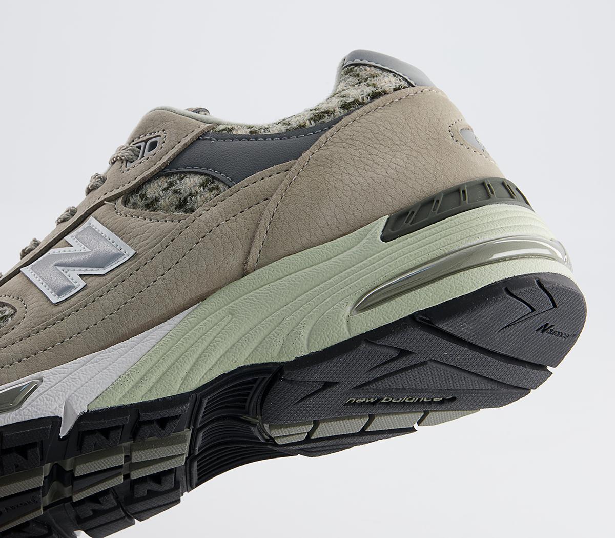 New Balance 991 Trainers New Balance 991 Trainers Miuk Harris Beige