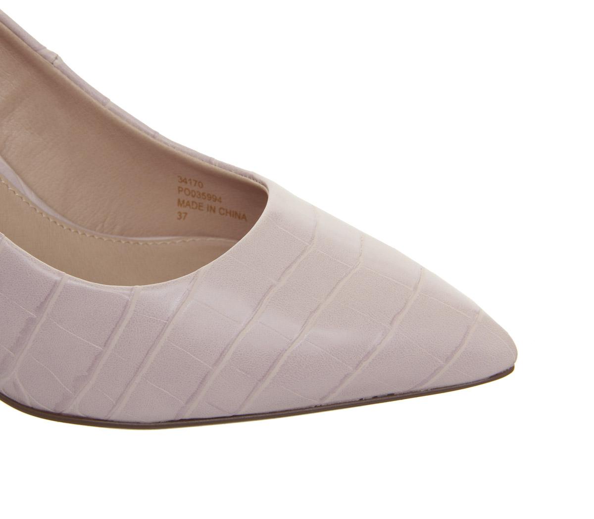 nude pointed courts