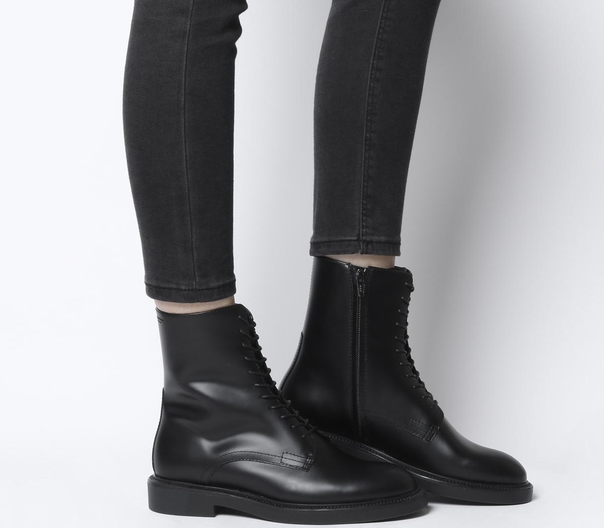 Vagabond ShoemakersAlex Lace Boots HiBlack Polished Leather
