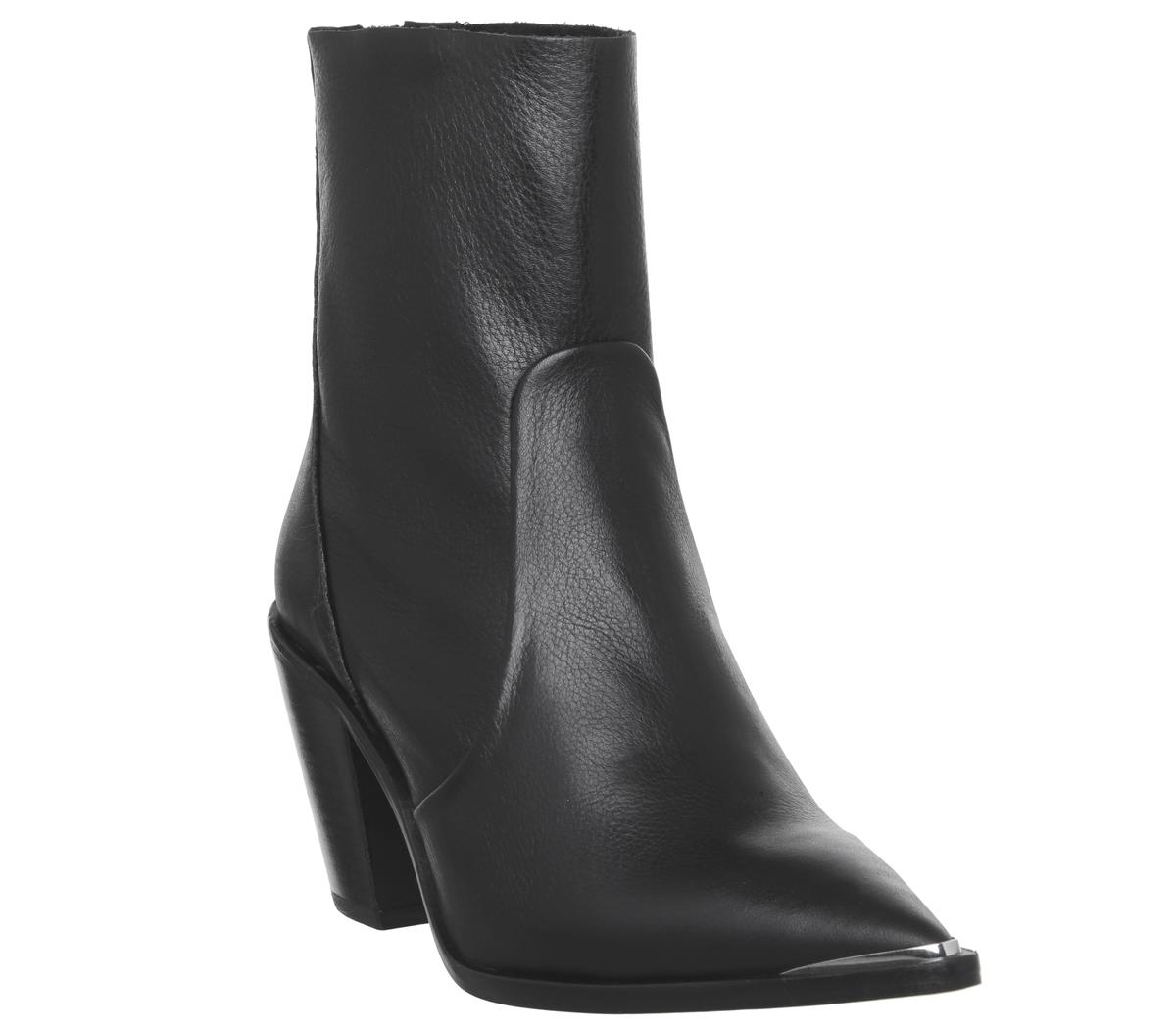 OFFICEAttack Unlined Point Block HeelsBlack Leather