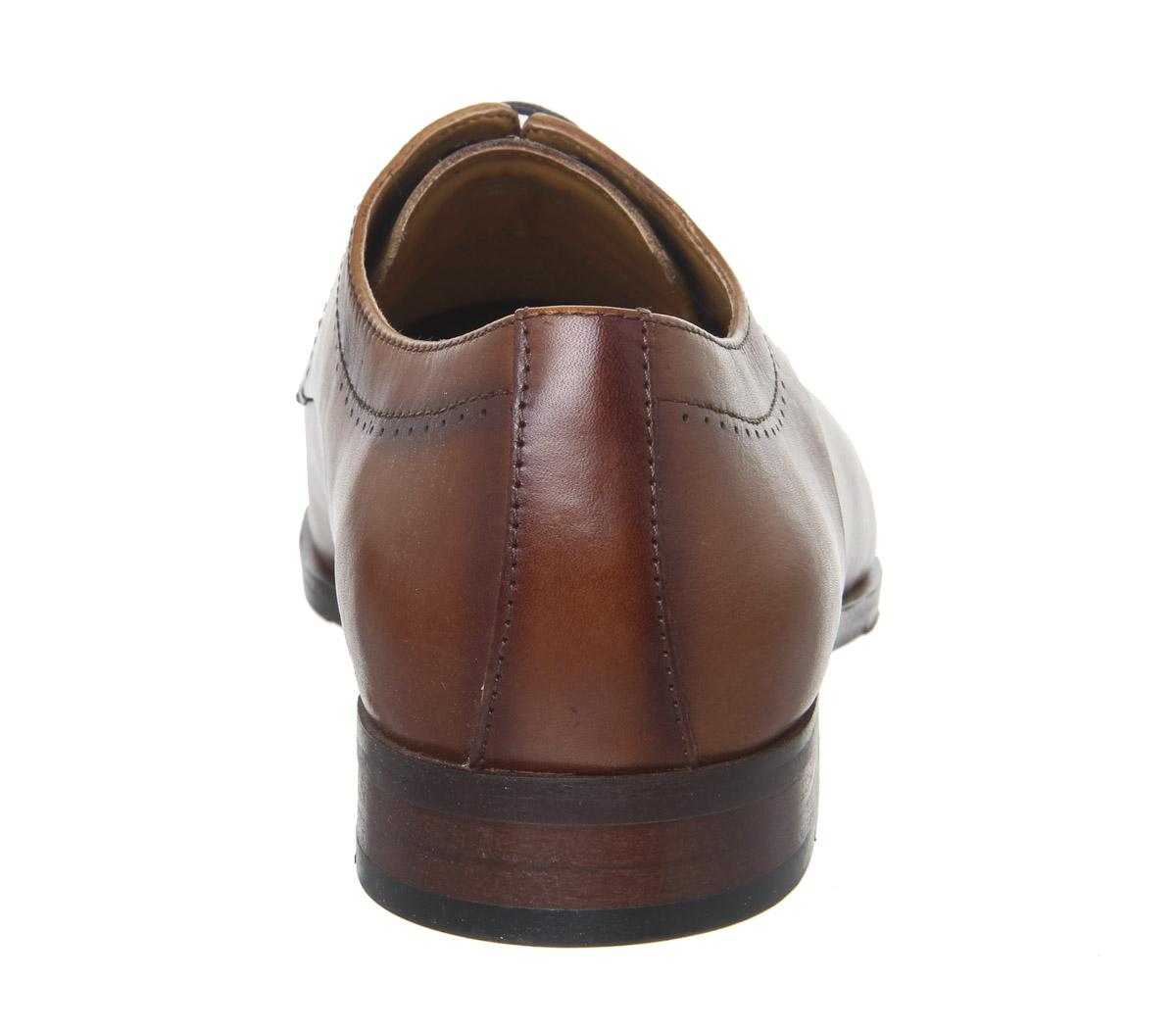 OFFICELook Toe Cap ShoesTan Leather