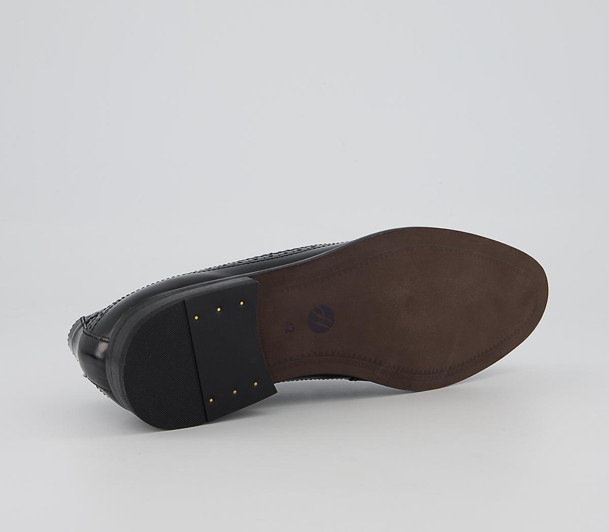 Hudson London Crowthorne Brogues Hudson London Crowthorne Brogues Black Leather