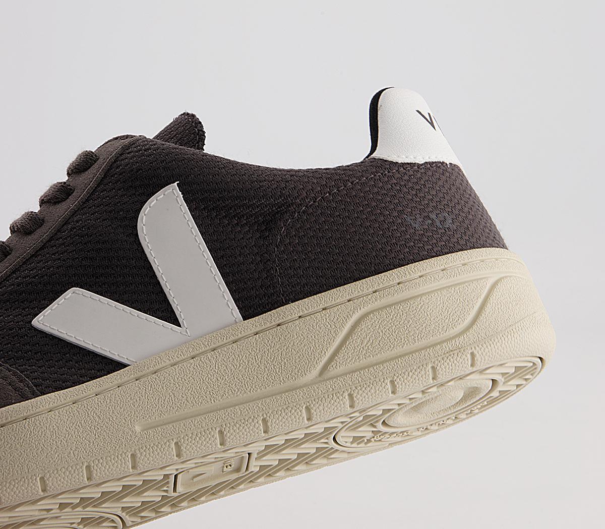 VEJA V-12 Trainers VEJA V-12 Trainers Bmesh Grafite White