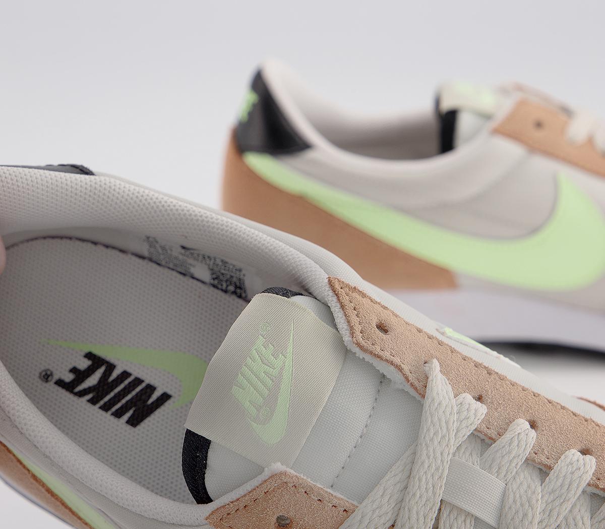 nike daybreak praline