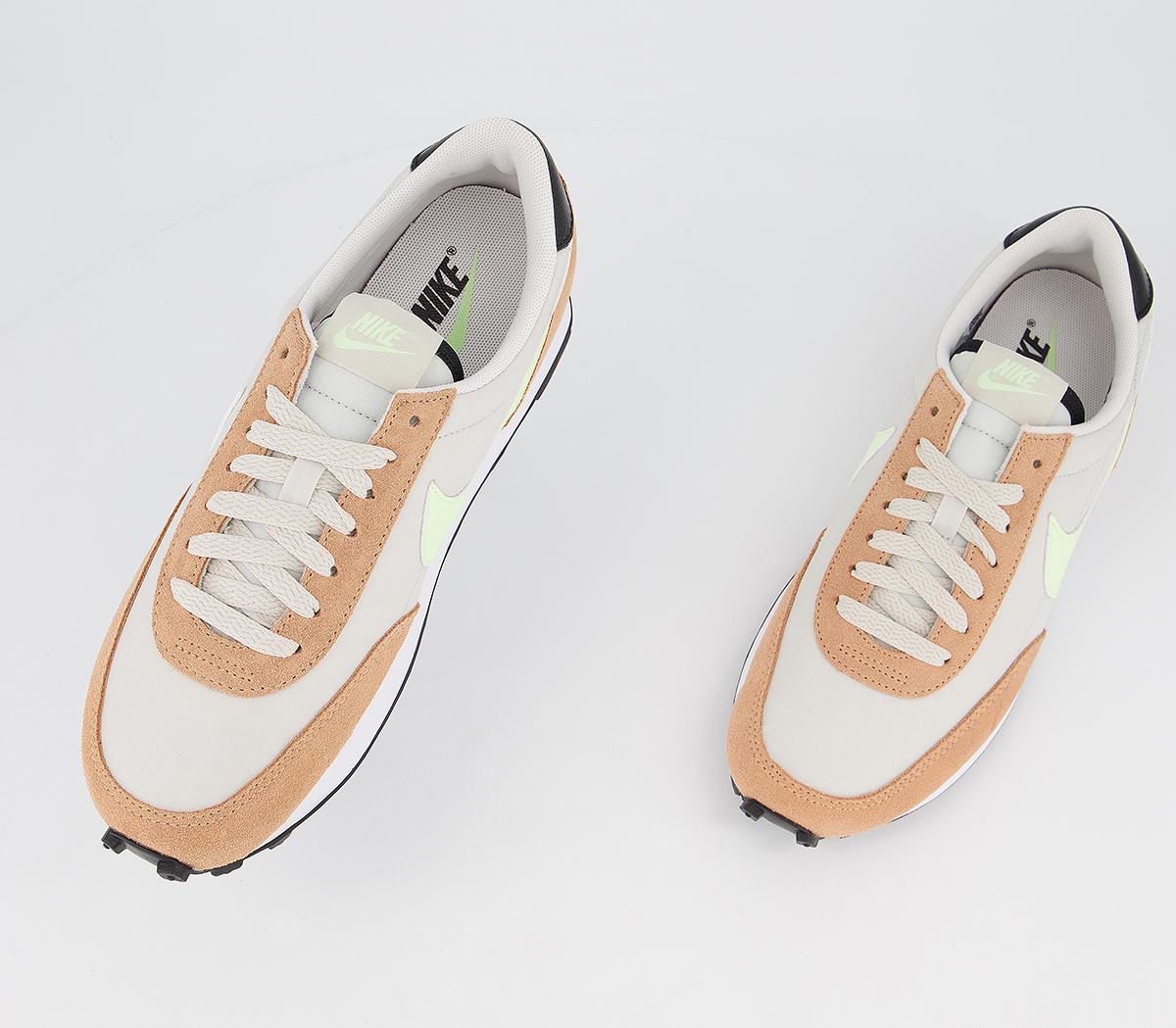 nike daybreak praline