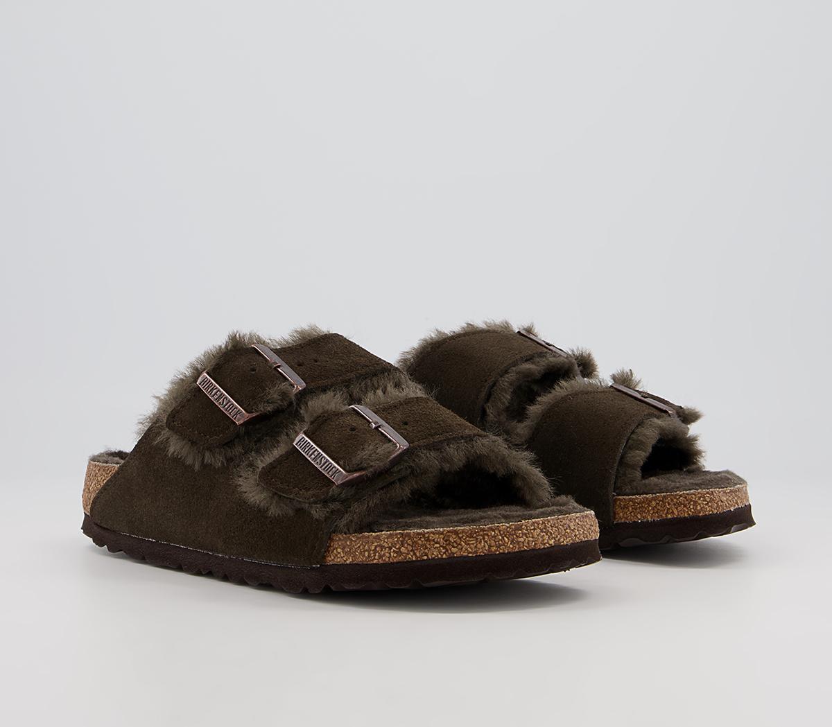 BIRKENSTOCK Arizona Shearling Sandals BIRKENSTOCK Arizona Shearling Sandals Mocha