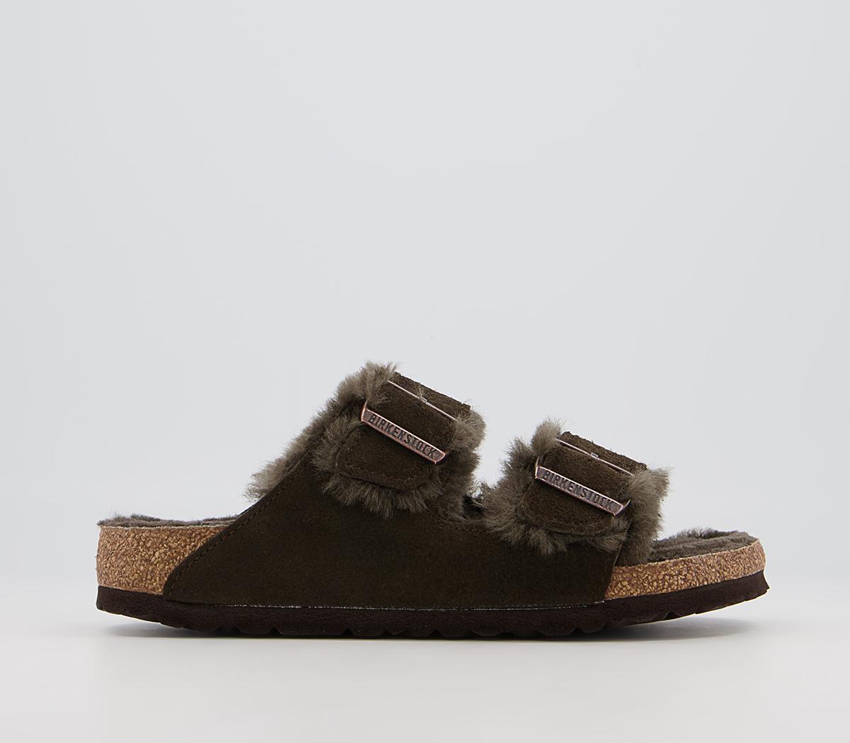 BIRKENSTOCK Arizona Shearling Sandals BIRKENSTOCK Arizona Shearling Sandals Mocha