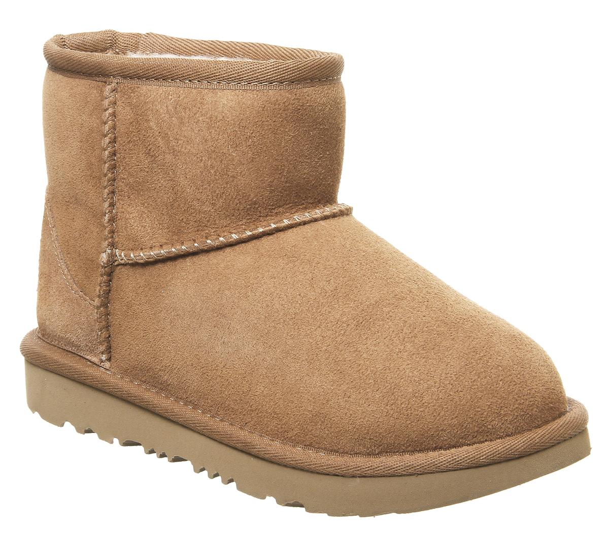 UGGClassic Mini II Boots UGGClassic Mini II BootsChestnut
