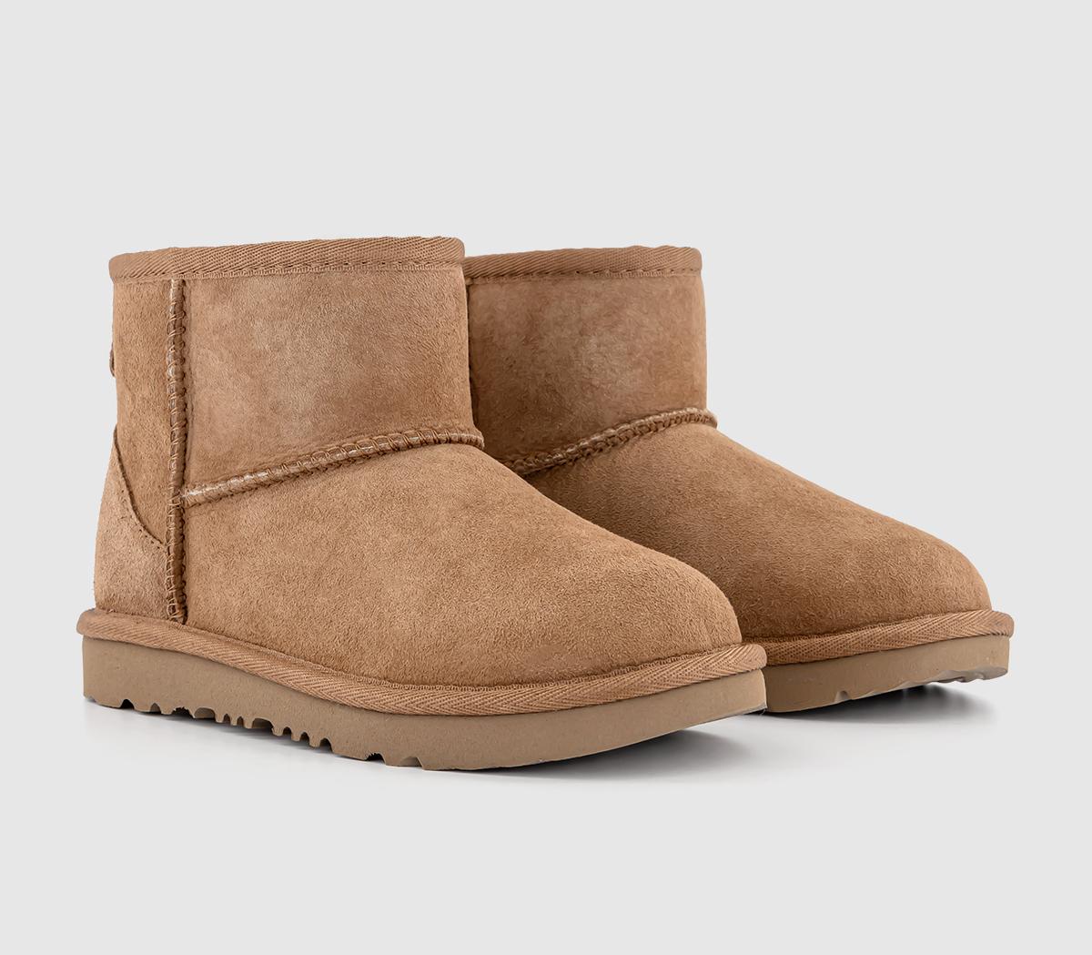 UGGClassic Kids Mini II BootsChestnut