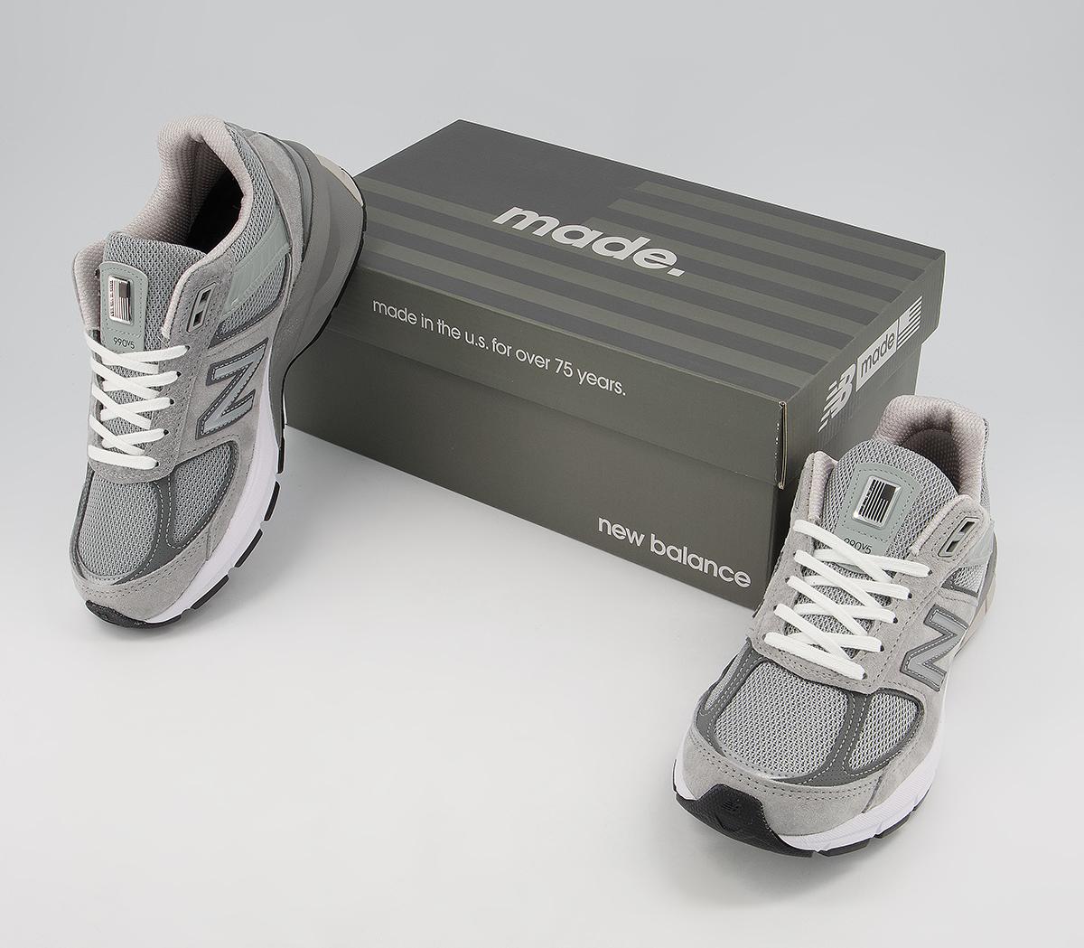 New BalanceW990 'Made in USA' TrainersGrey Mius